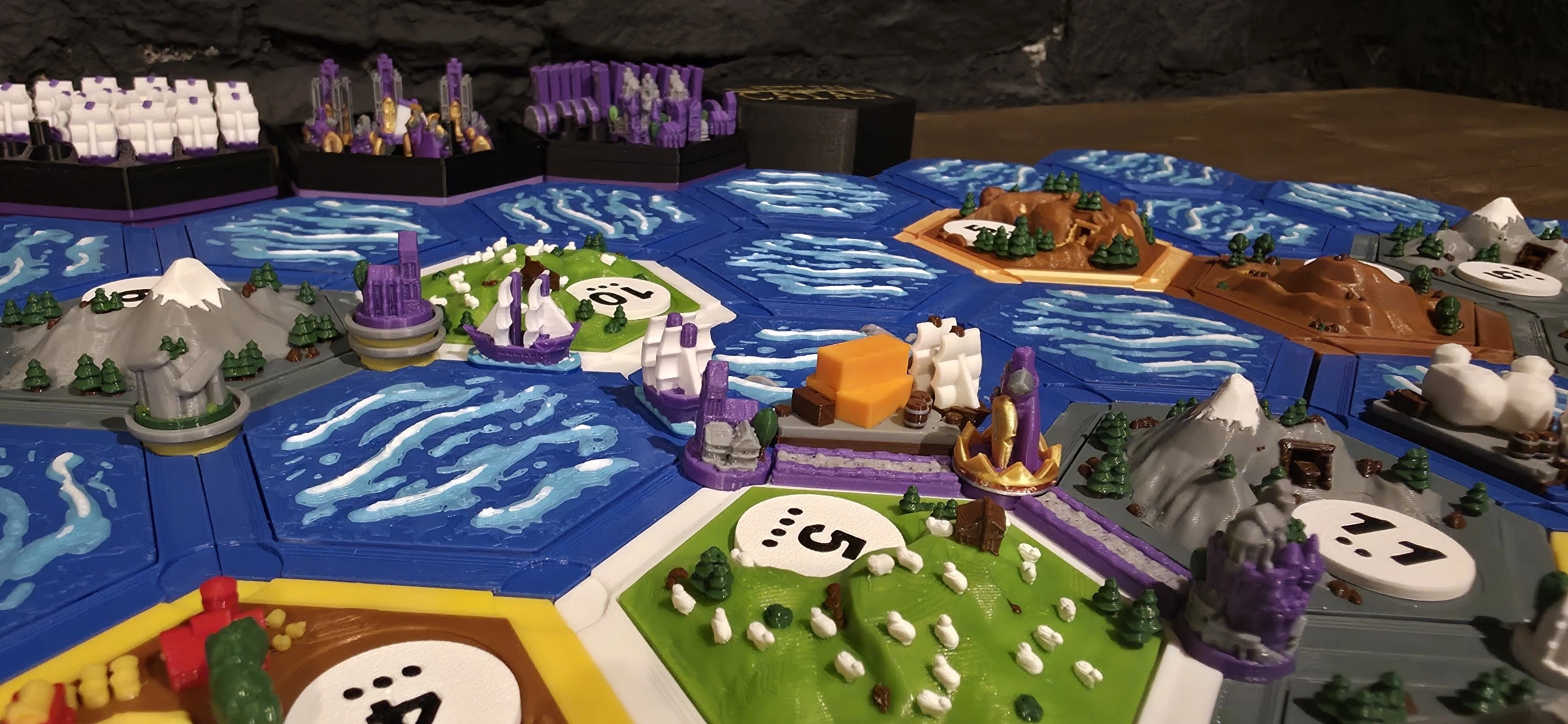Deluxe Base Game + Seafarers + Cities & Knights 3D Upgrade — 3–4 Players — photo 10